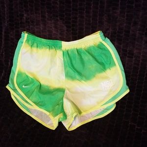 Running shorts